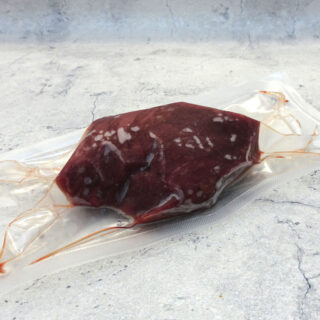 熊本肥育のロース馬刺し（カナダ・フランス産馬使用）　業務用・全国発送対応